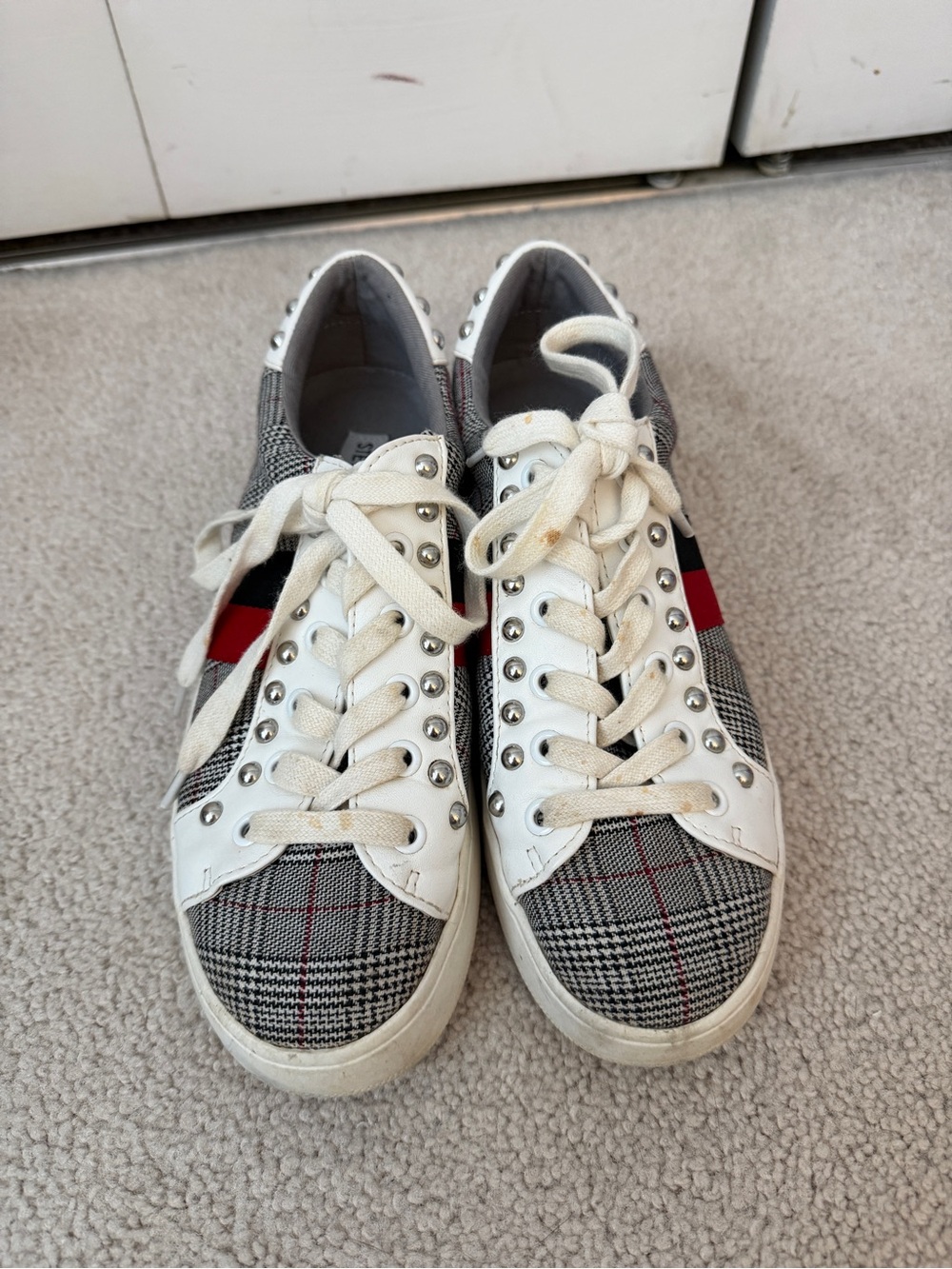 Steve Madden Plaid Sneakers with White and Red Accent